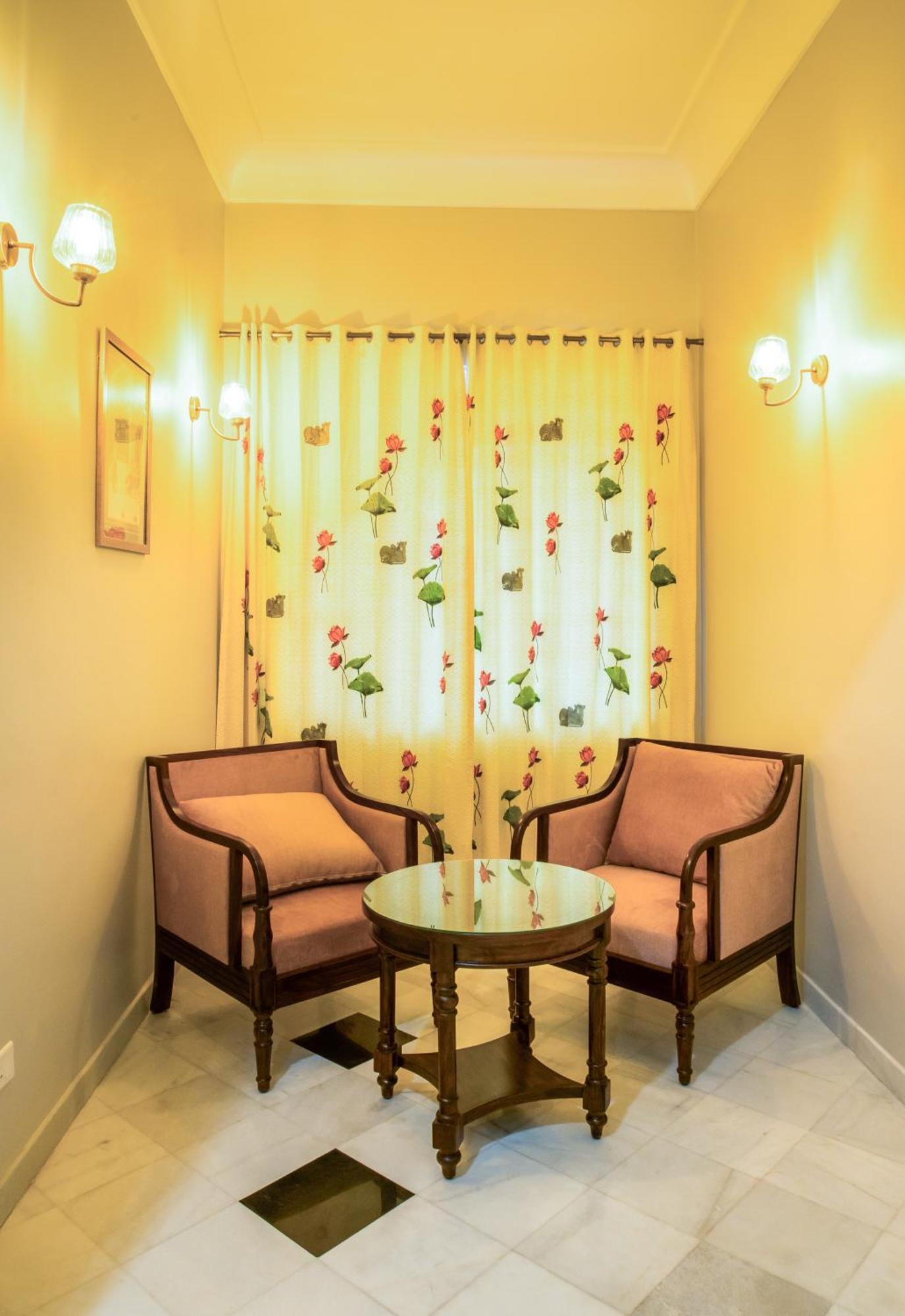 Chez Lavania - A Boutique Homestay Удайпур Екстериор снимка