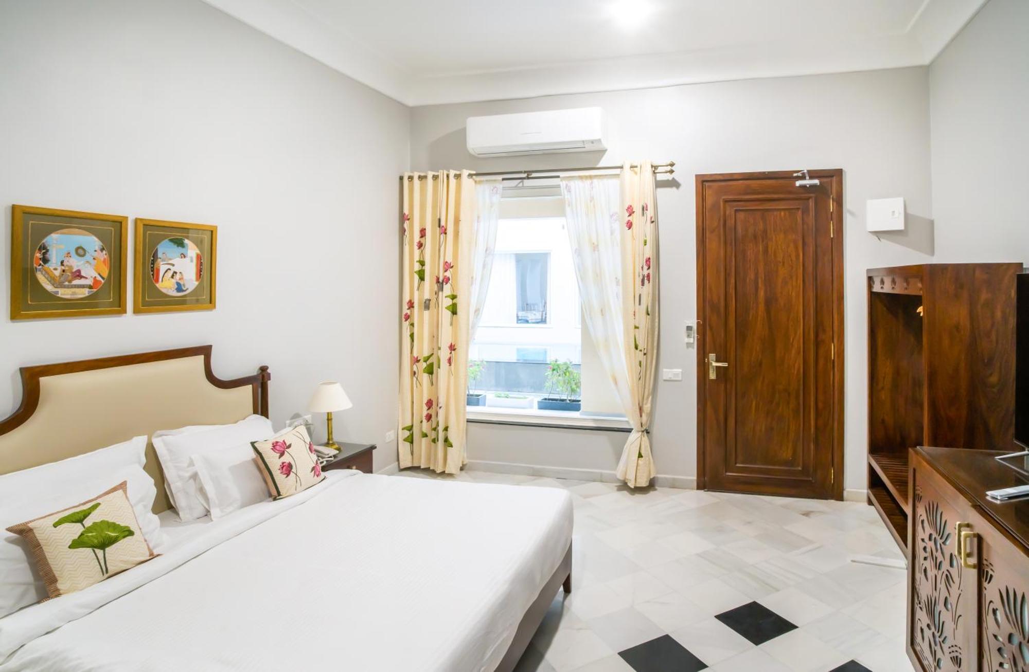 Chez Lavania - A Boutique Homestay Удайпур Екстериор снимка