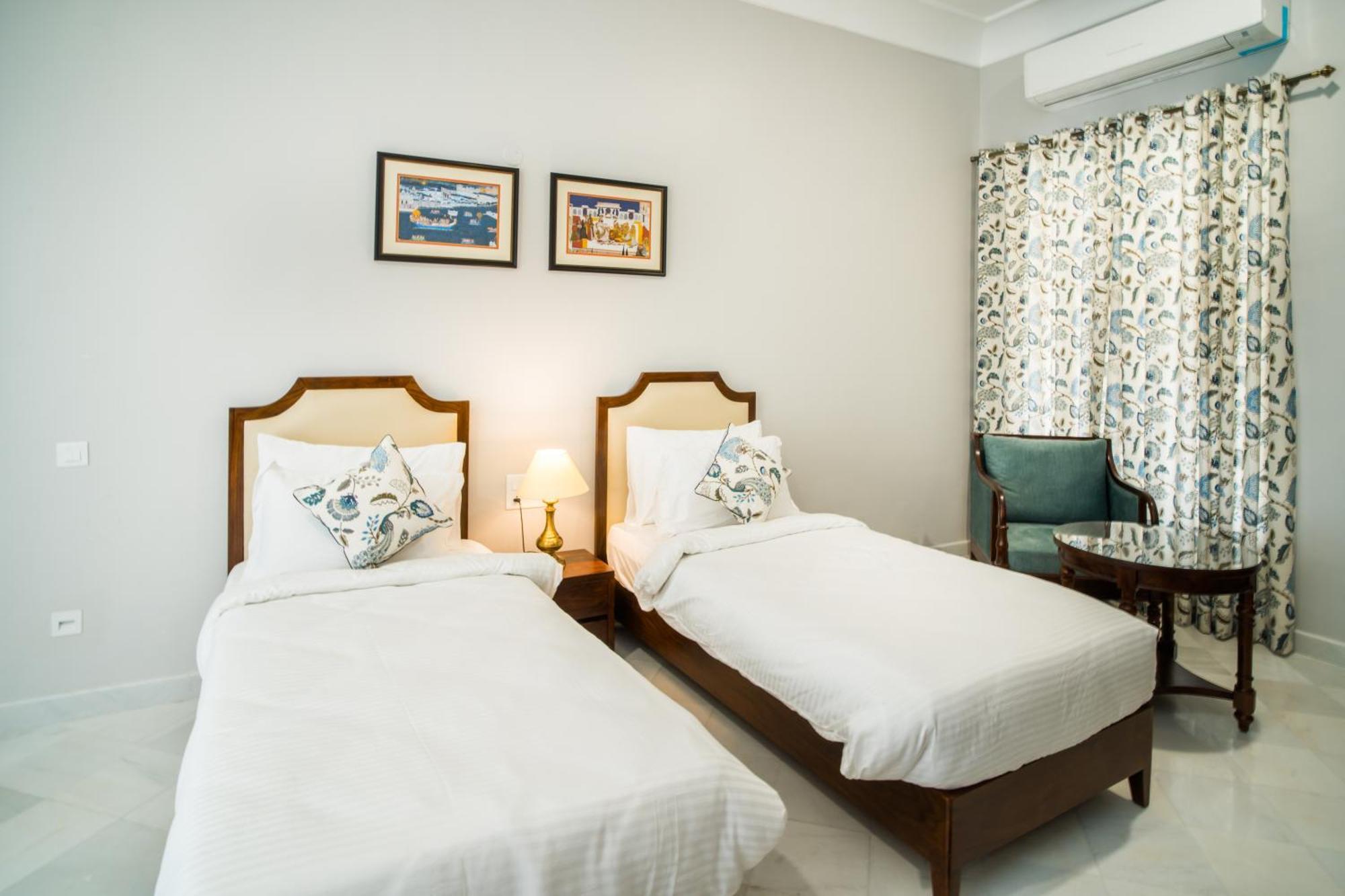 Chez Lavania - A Boutique Homestay Удайпур Екстериор снимка